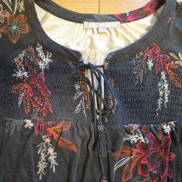 DANIEL RAINN Elowen Smocked Tassel Detail Knit Top Floral Green 3/4 Slee… - Picture 5 of 13